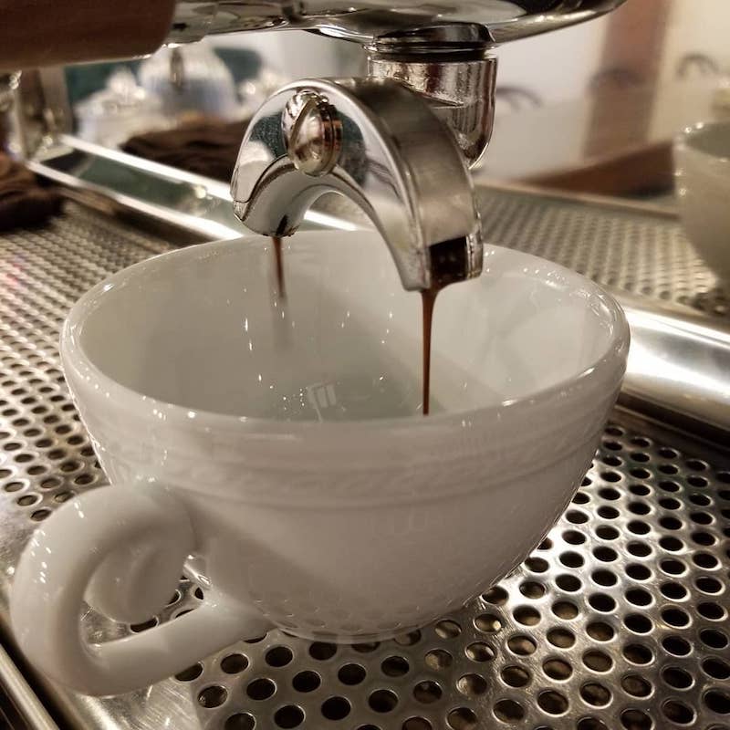 『Caffè Astore （カフェアストーレ）』こだわりのエスプレッソマシンで抽出する本場の"エスプレッソ"を堪能☆