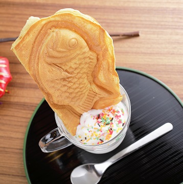 たい焼きと冷たいソフトクリームの奇跡のコラボレーション
「つめたい焼き」